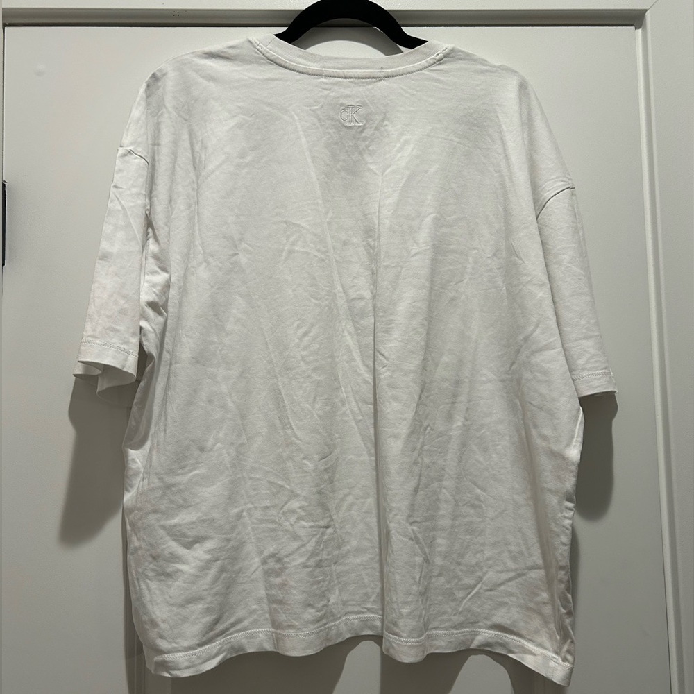 Calvin Klein Embroidered Logo Boxy Fit Tee Mens XL - Picture 8 of 8